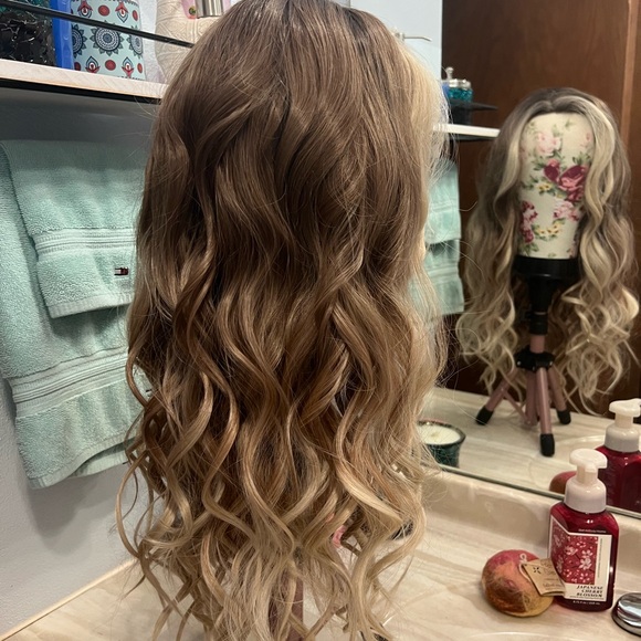 IMStyle Shannon synthetic Lace Front Wig NWT Retail Over $115! Great Deal! - Picture 3 of 12